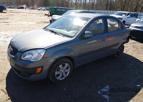 2006 Kia Rio Lx z USA, uszkodzony, nr VIN KNADE123X66072293